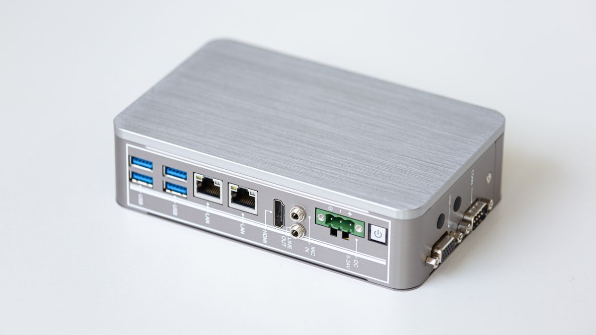 Urządzenie sieciowe z portami LAN i USB do współdzielenia plików w biurze